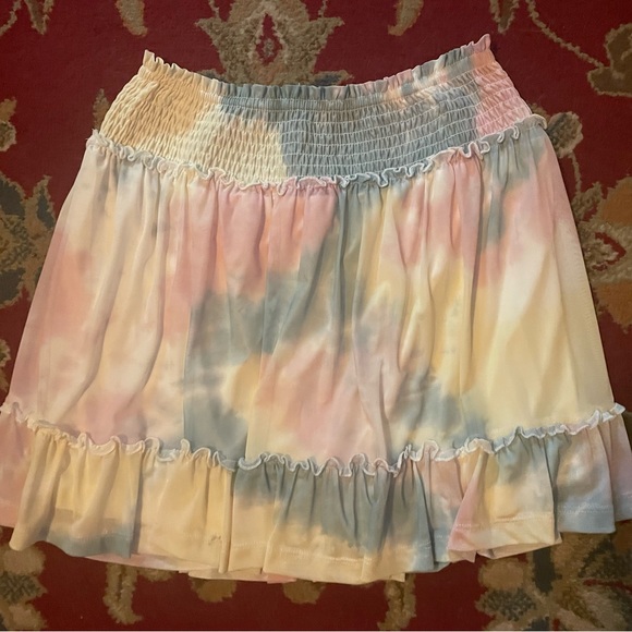 Pastel Flowy Tie Dye Short Skirt - Picture 2 of 4